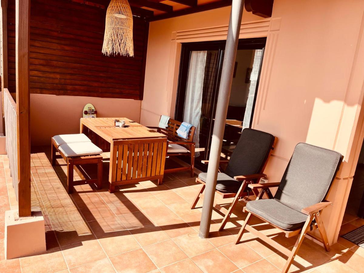 Stillvolle Villa Mit Terrasse, Garten Und Grill Lajares Exterior foto